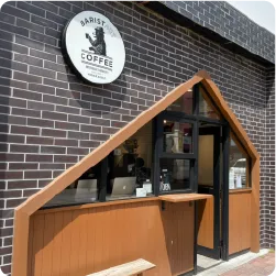 コーヒー店のおしゃれな丸い看板